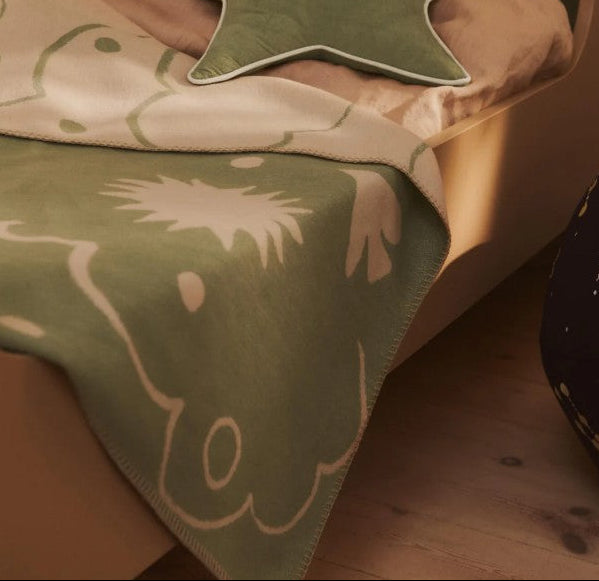 Skye Blanket Tea Green/Parchment