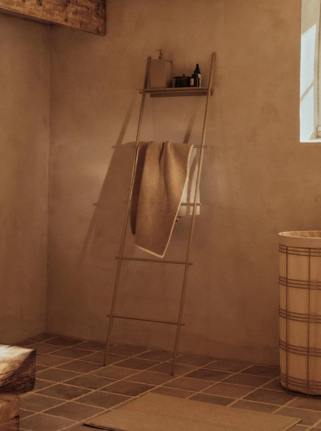 Dora Towel Ladder Cashmere