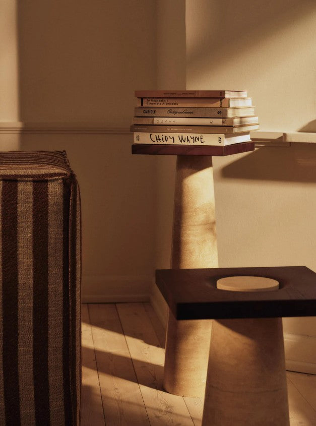 Grova Pedestal Travertine