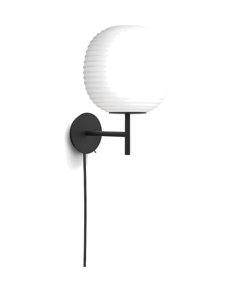 Wall lamp Lantern · New Works