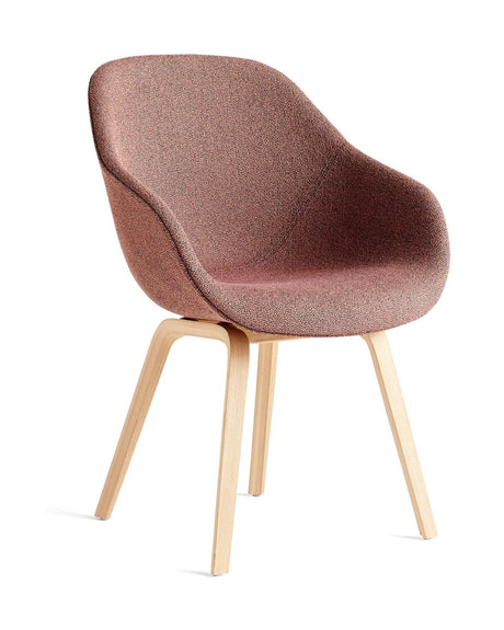Sedia imbottita About A Chair AAC 123 · HAY