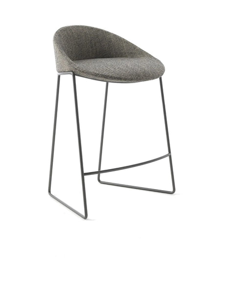 Taburete y silla baja Circa · Bensen
