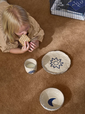Set de cerámica infantil Naive de Ferm Living