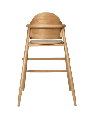Trona Muru roble natural · Ferm Living
