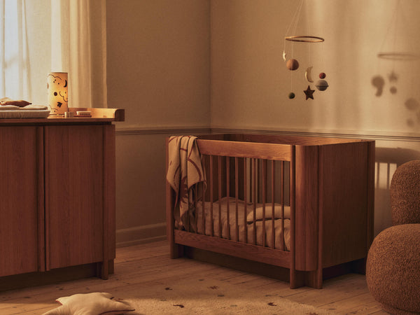 Lámpara de mesa Skye natural/bronce · Ferm Living