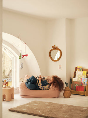 Espejo trenzado Apple de Ferm Living