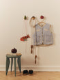 Colgador tallado a mano Acorn de Ferm Living