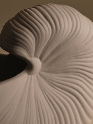 Maceta Shell de Ferm Living