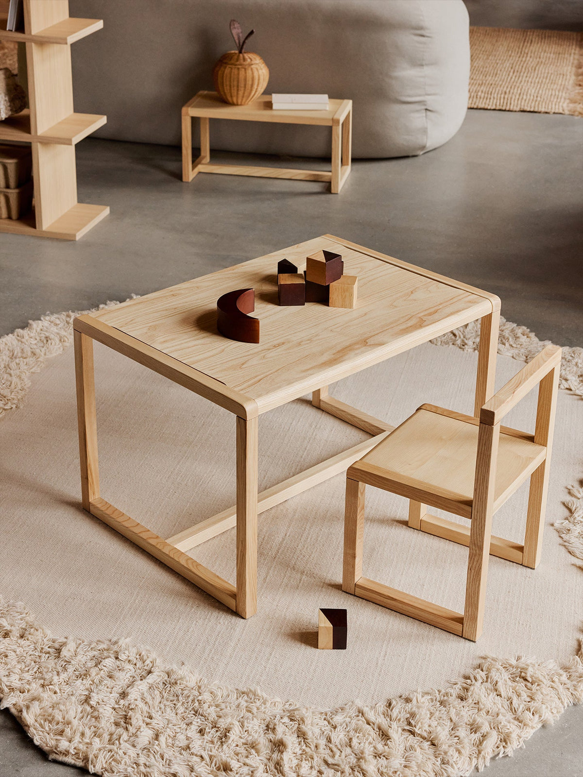 Mesa infantil Little Architect de Ferm Living