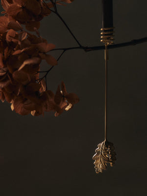 Portavelas para árbol Oak Leaf · Ferm Living · ambiente