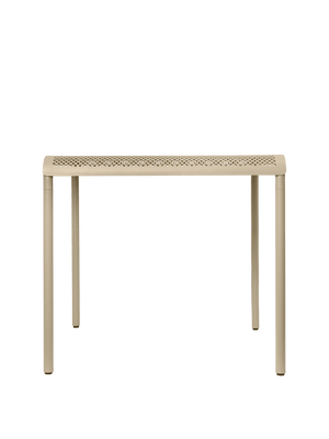 Mesa de comedor de exterior Dapple de Ferm Living