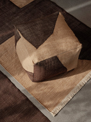 Puf cuadrado Forene de Ferm Living