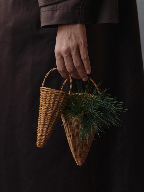 Piñas trenzadas Braided · Ferm Living · ambiente
