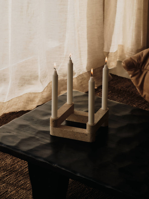 Portavelas modular Newel · Ferm Living · ambiente