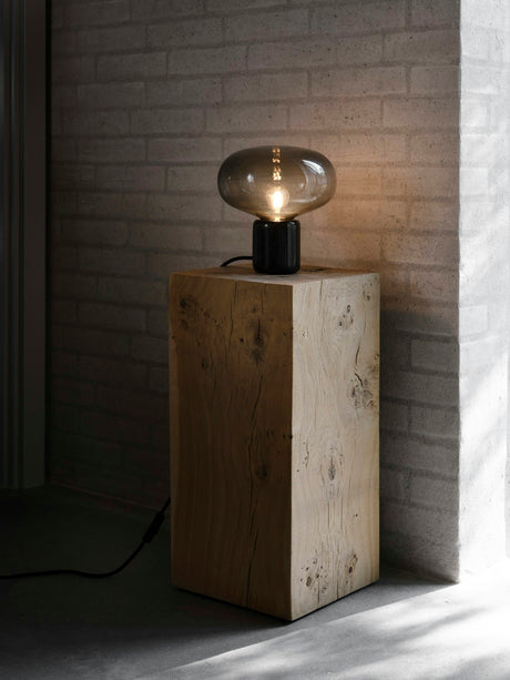 Lámpara de mesa Karl-Johan · New Works