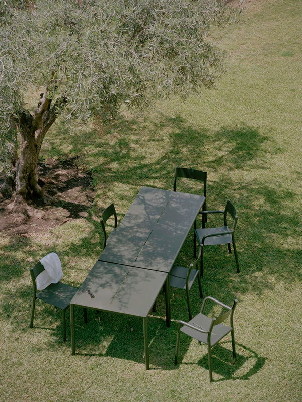 Mesa de comedor May · New Works