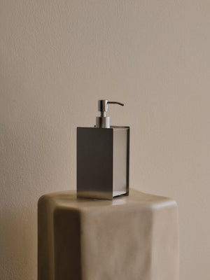 Dispensador de jabón Sama de Ferm Living