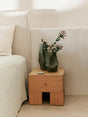 Mesita de noche Kuben de Ferm Living