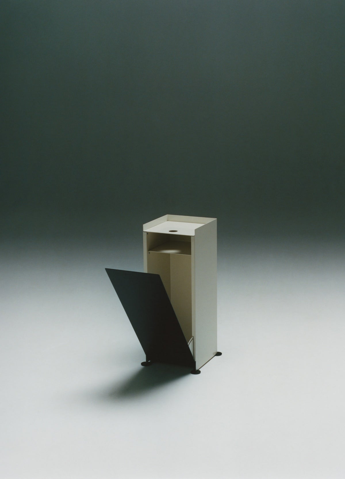 Mueble auxiliar Unit 003 · New Works