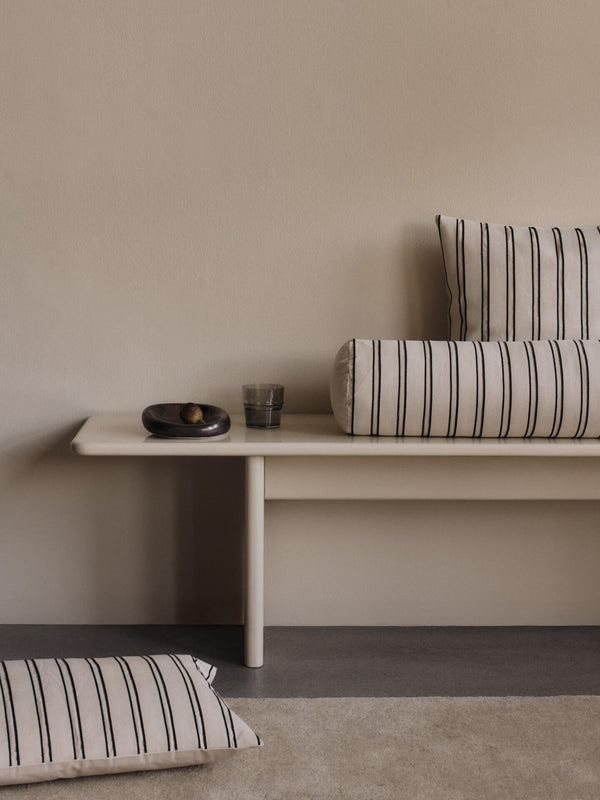 Cojín cilíndrico Twill de Ferm Living