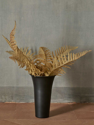 Jarrón de aluminio Spun Alu de Ferm Living