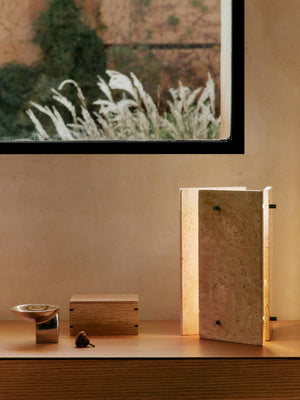 Lámpara de sobremesa Oeste de Ferm Living