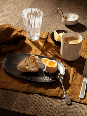 Plato de desayuno Flow de Ferm Living