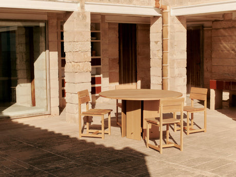 Mesa de comedor Aukko de Ferm Living