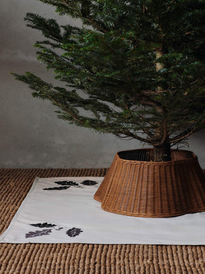 Cubrepié de árbol Oak · Ferm Living · ambiente
