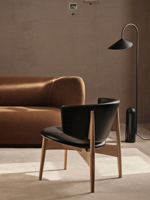 Lámpara de pie Arum negro · Ferm Living