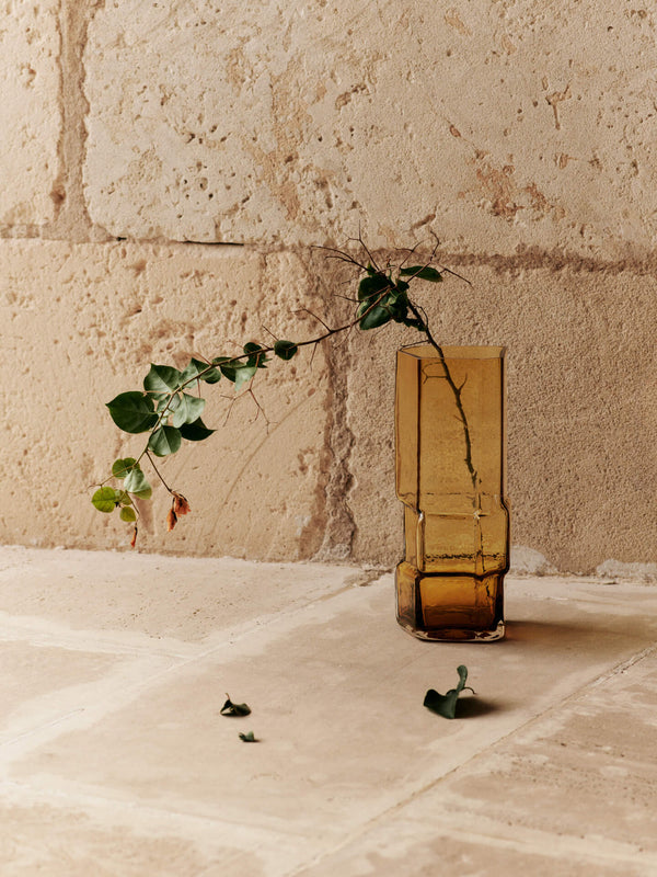 Jarrón Muro de Ferm Living