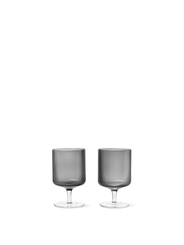 Calici da vino Ripple set da 2 · Ferm Living Smoked Grey