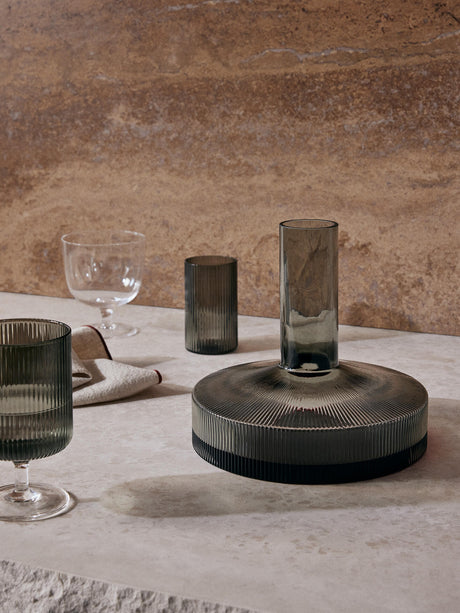 Jarra de vino Ripple de Ferm Living