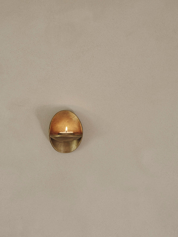 Portavelas de pared Agapé de Ferm Living