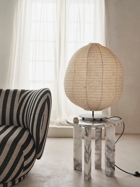 Mesa auxiliar Taula de Ferm Living