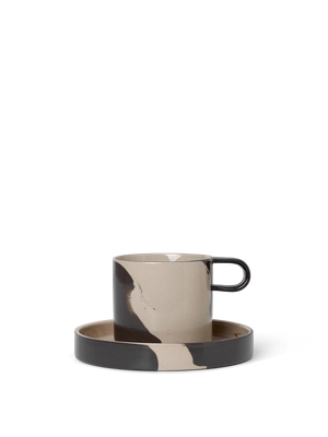 Taza con platillo Inlay de Ferm Living