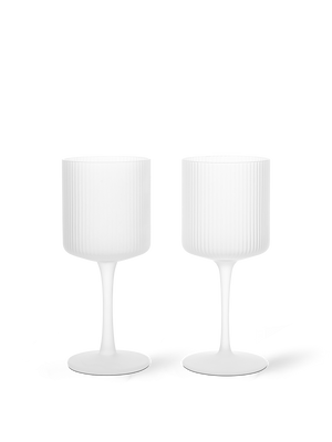 Copas de vino blanco Ripple de Ferm Living