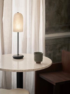Lámpara de mesa Gry · Ferm Living · vista 2