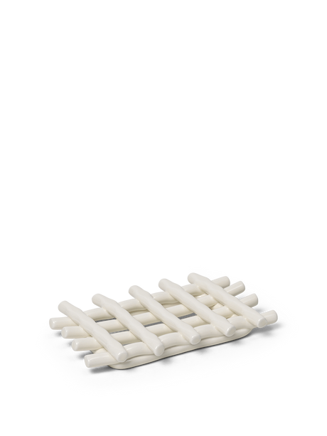 Jabonera de cerámica blanco roto · Ferm Living · vista 2