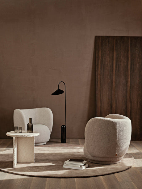 Mesa escultórica Mineral · Ferm Living