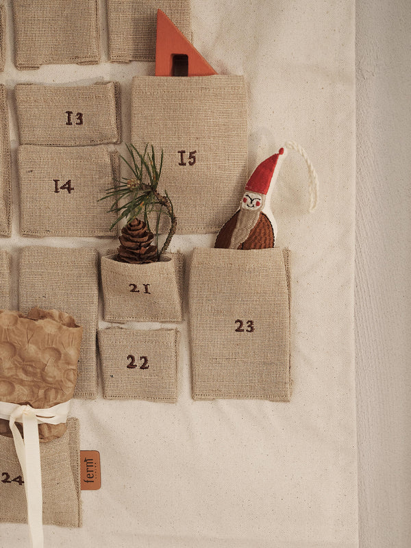 Calendario de Navidad Pine · Ferm Living · ambiente