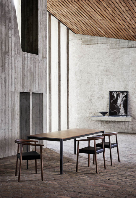 Mesa de comedor Able