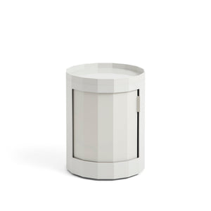 Mueble auxiliar Facet · HAY · Misty Grey / Low