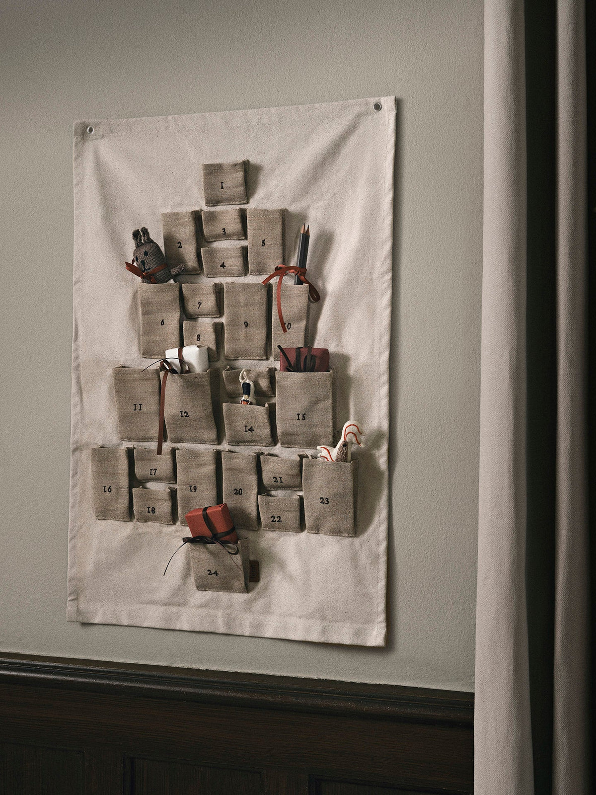 Calendario de Navidad Pine · Ferm Living · ambiente