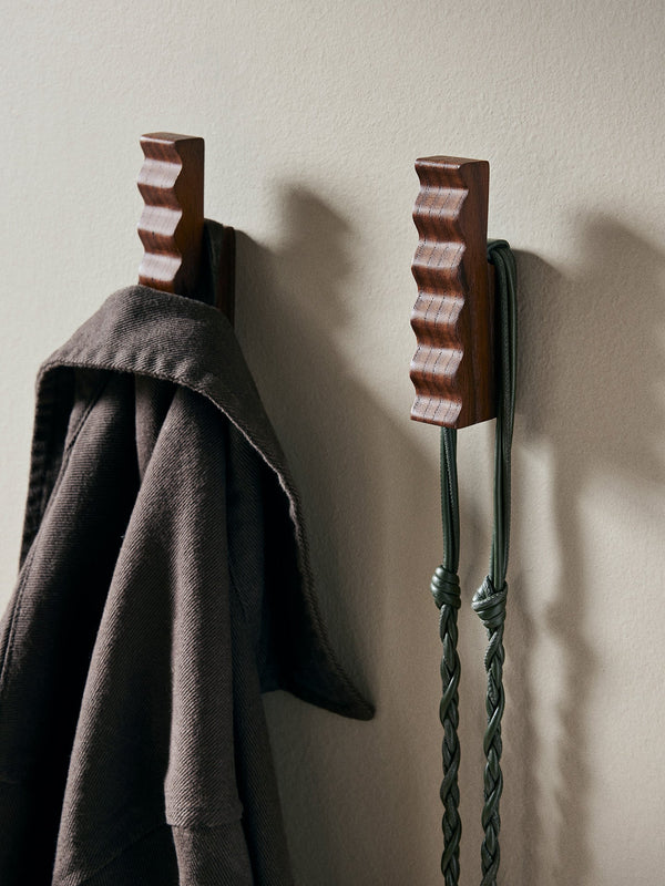 Colgadores Unda de Ferm Living