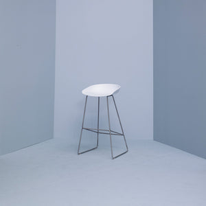 Taburete alto About A Stool AAS 38 · HAY · ambiente