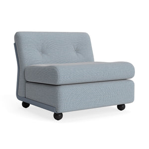 Sofá de 1 plaza Amanta · HAY · Kvadrat Naveli frost blue/blue-gray (723)