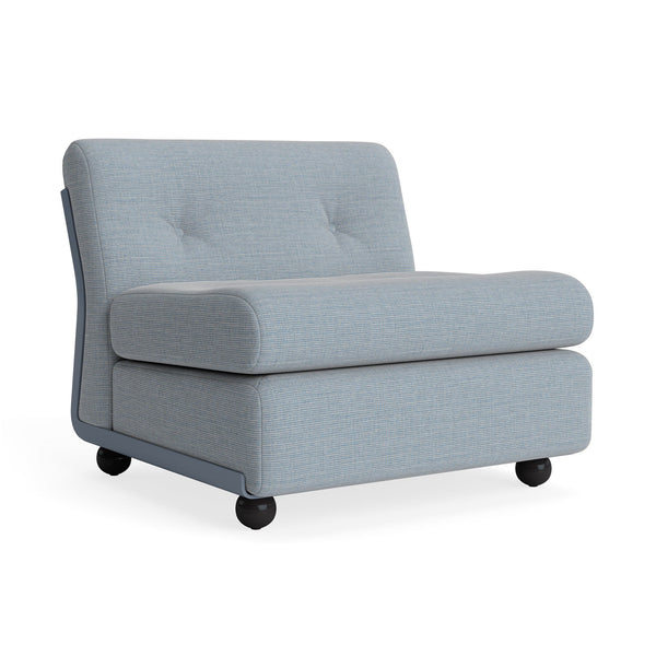 Sofá de 1 plaza Amanta · HAY · Kvadrat Naveli frost blue/blue-gray (723)