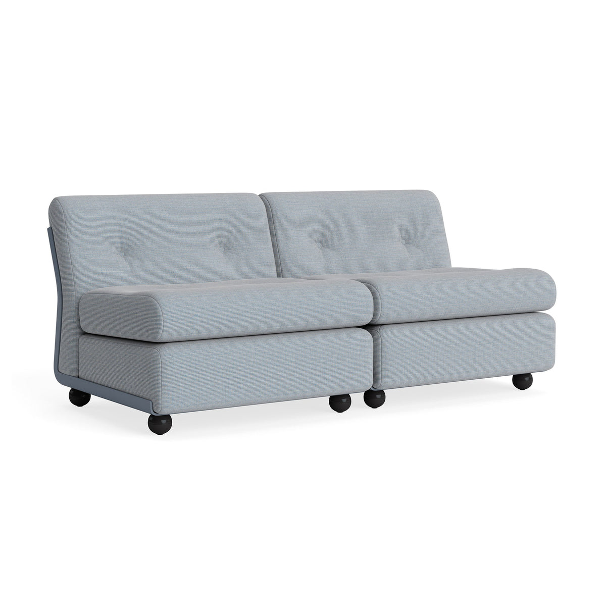 Sofá de 2 plazas Amanta · HAY · Kvadrat Naveli frost blue/blue-gray (723)
