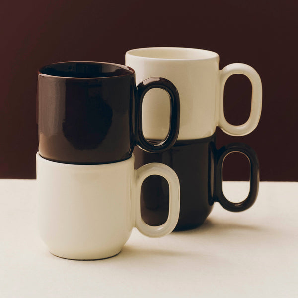 Taza con asa Barro · HAY · ambiente